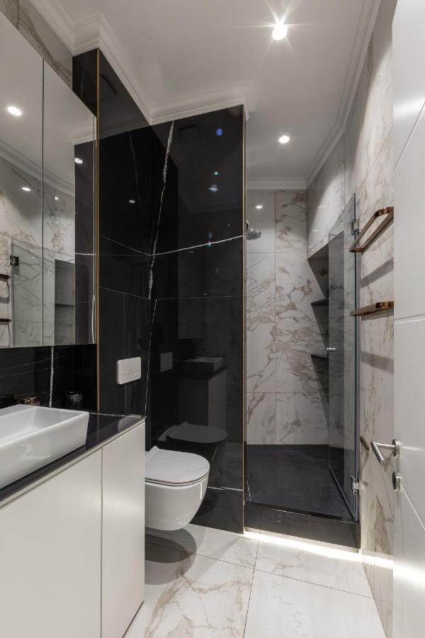 Max Central Apartment Belgrade Exterior photo