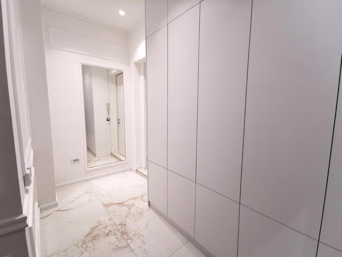 Max Central Apartment Belgrade Exterior photo